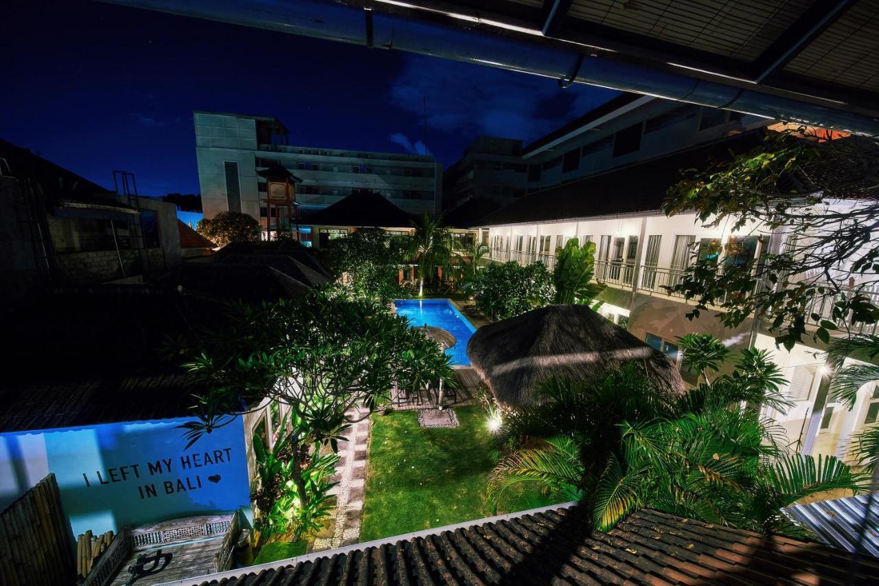 Easy Surf Camp Hotel Kuta Lombok Eksteriør billede