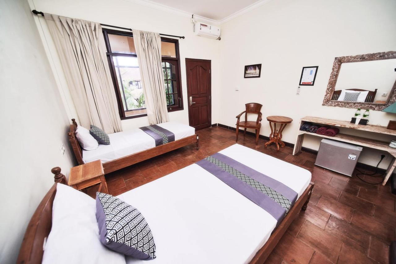 Easy Surf Camp Hotel Kuta Lombok Eksteriør billede